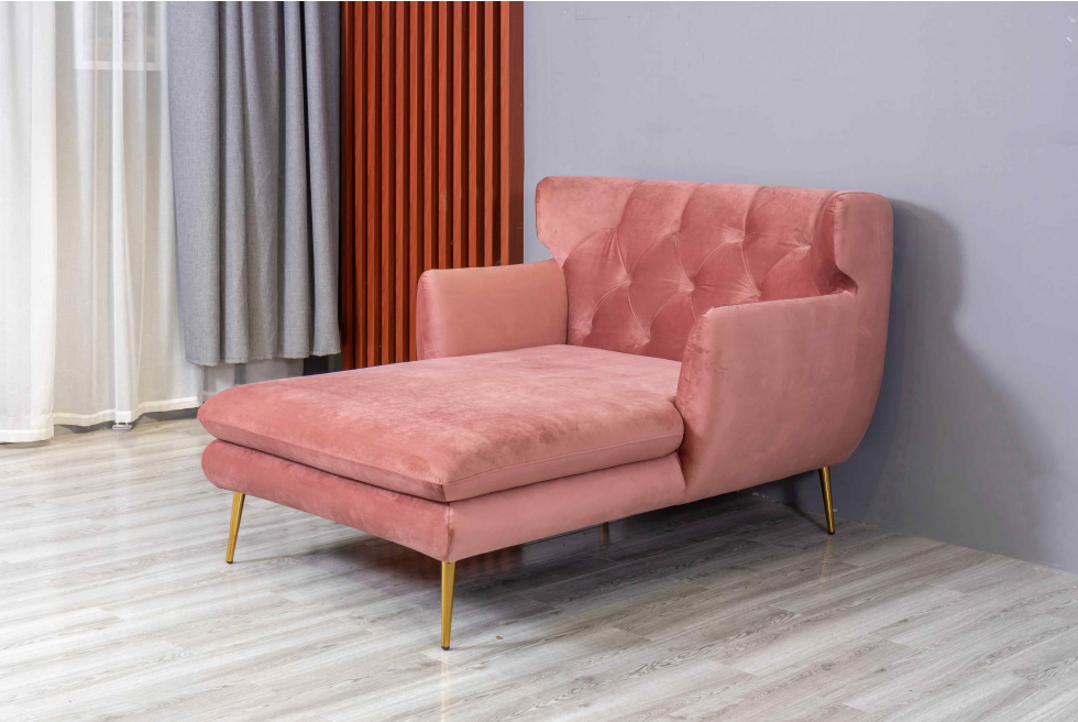 Tufted Velvet Lounge Chair 2